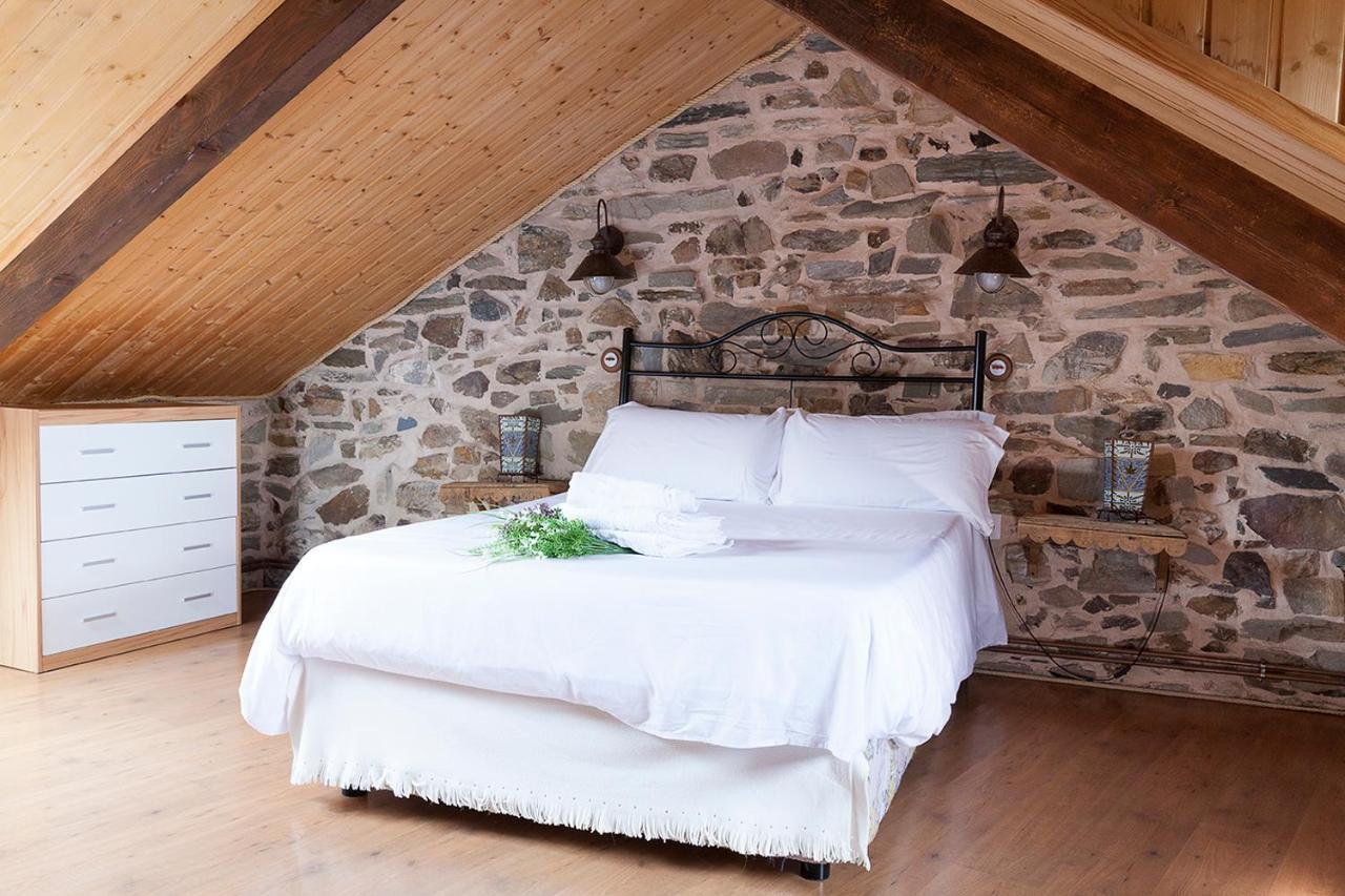 La Rosa Del Agua Bed and Breakfast El Acebo de San Miguel Εξωτερικό φωτογραφία
